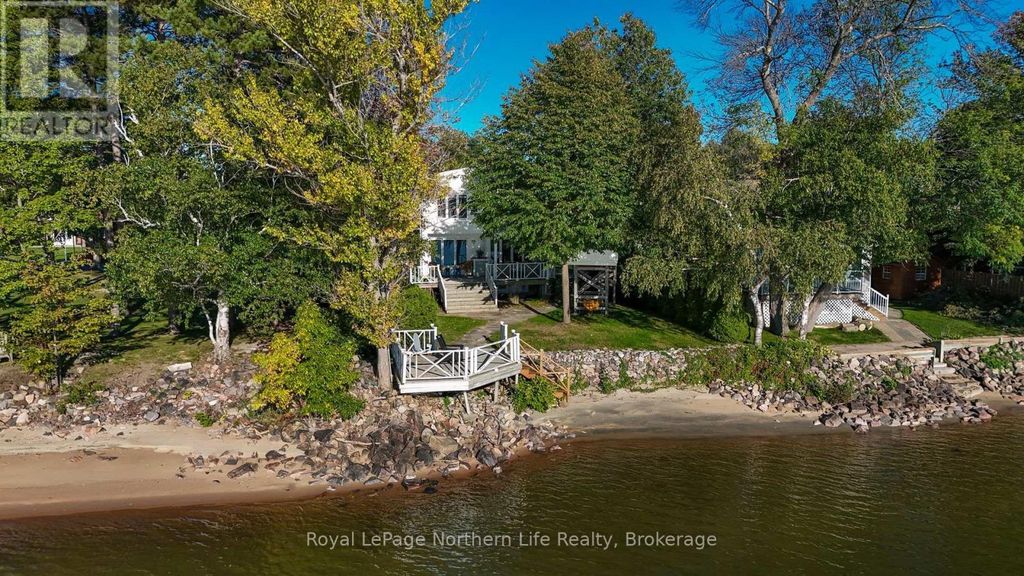 13 Shore Acres Boulevard, North Bay (ferris)