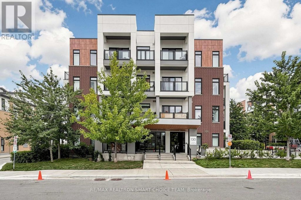 108 - 130 Canon Jackson Drive, Toronto (beechborough-Greenbrook)