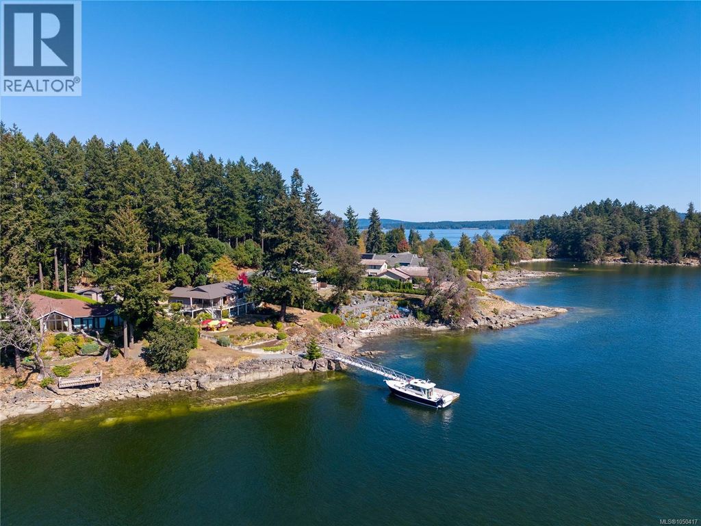 3838 Fearn Way, Ladysmith