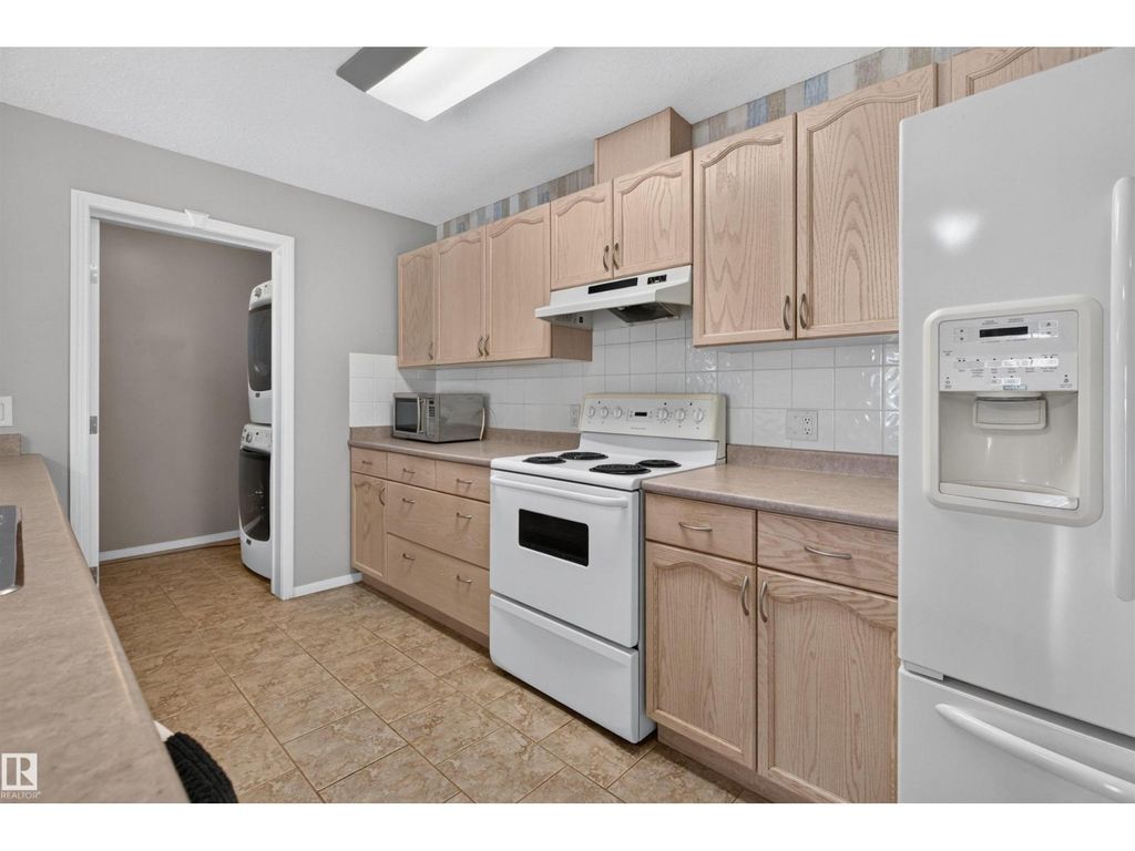 #236 592 Hooke Rd Nw, Edmonton