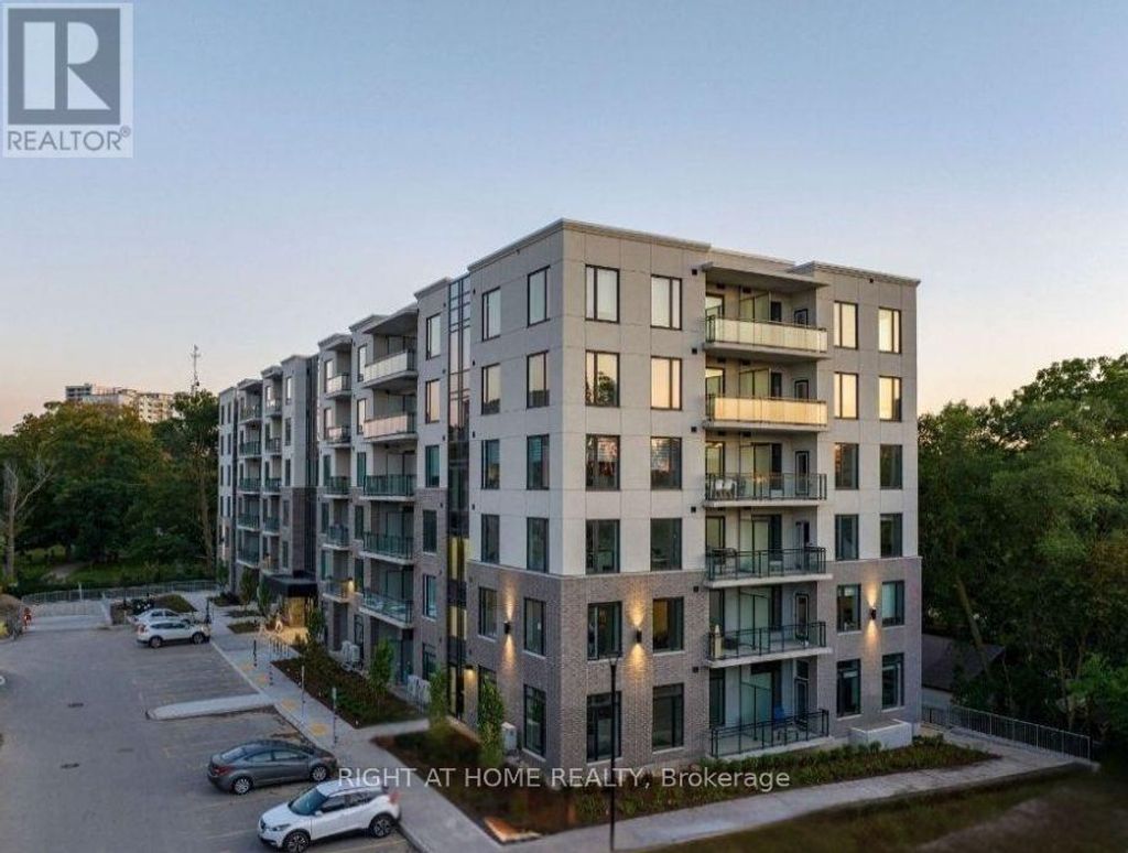 107 - 103 Rogers Street, Waterloo