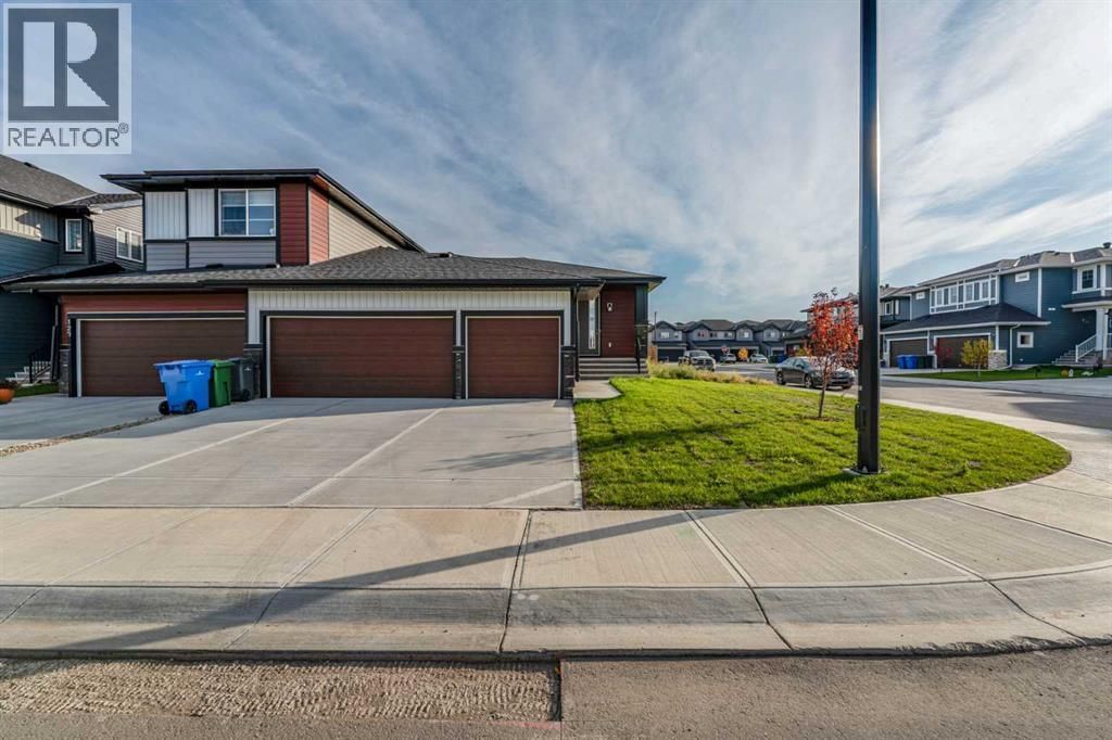 131 Waterford Manor, Chestermere