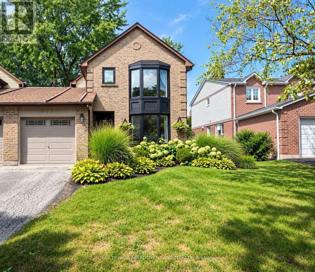 823 Laurier Avenue, Milton (tm Timberlea)