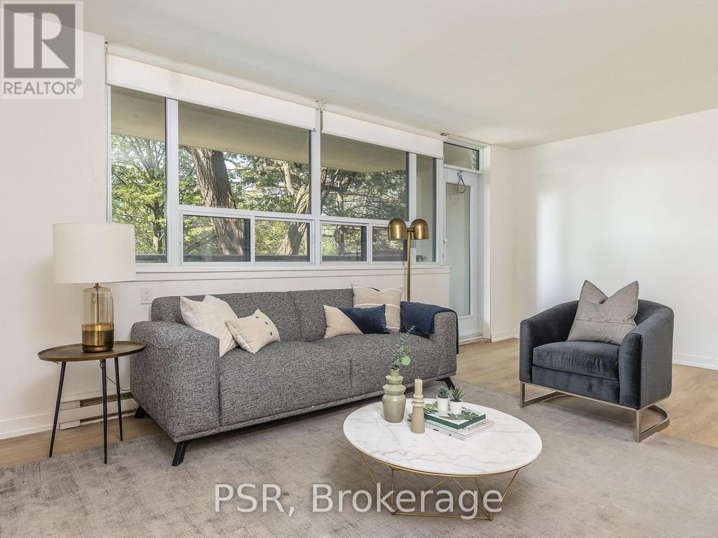 1006 - 240 Markland Drive, Toronto (markland Wood)