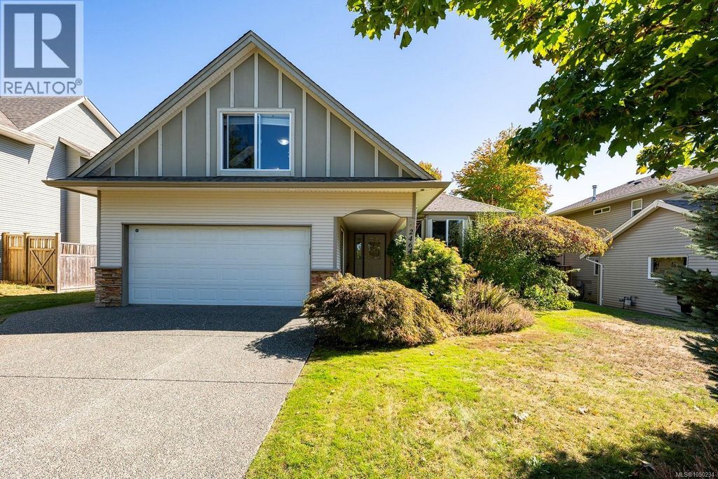 2464 Stirling Cres, Courtenay