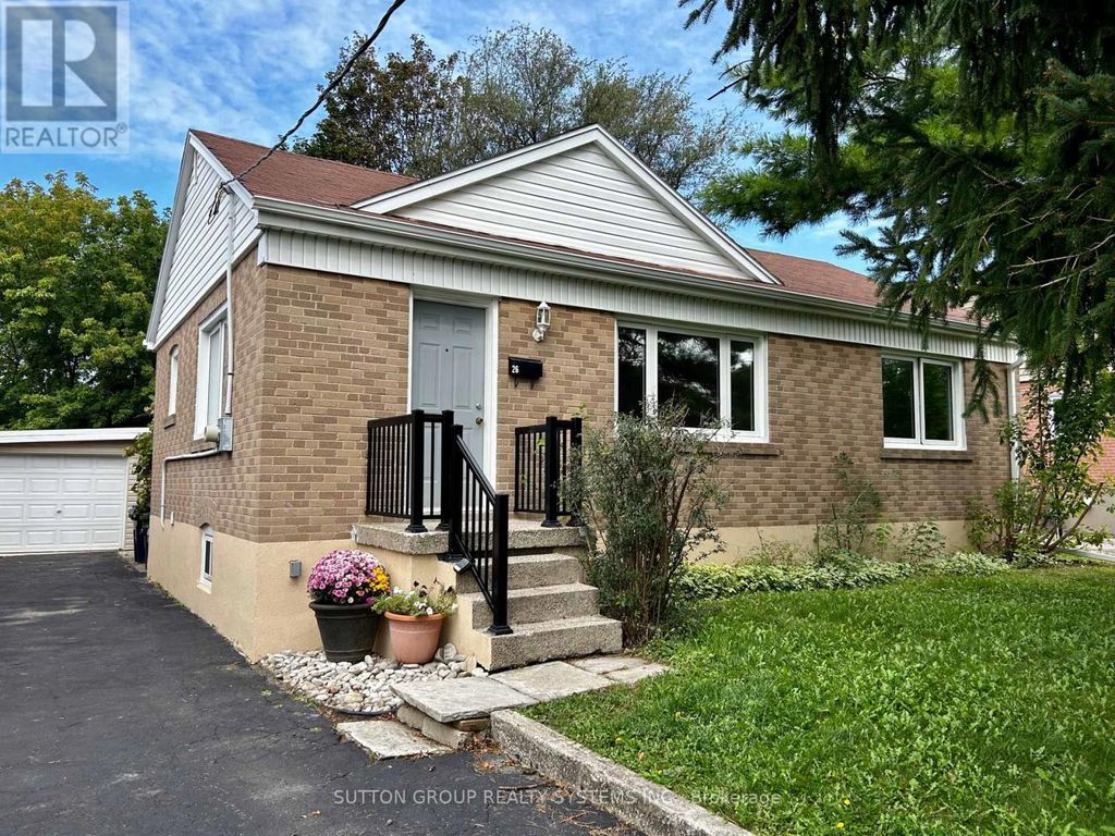 26 Compton Crescent, Toronto (downsview-Roding-Cfb)