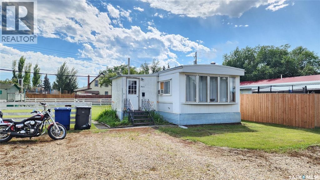 341 30th Street W, Battleford