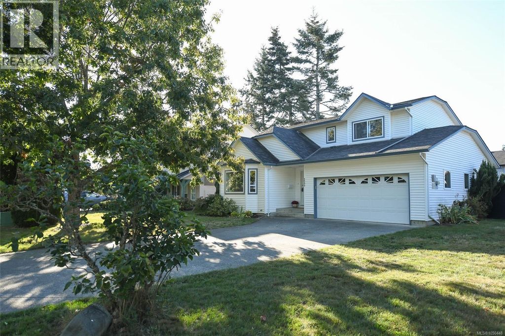 2233 Bolt Ave, Comox