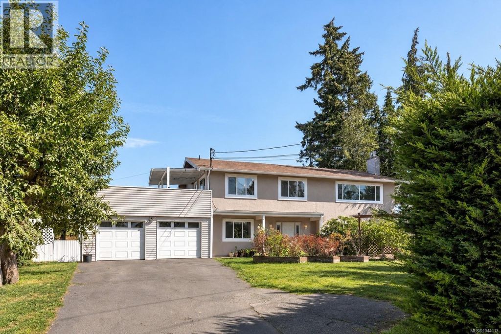7031 West Saanich Rd, Central Saanich