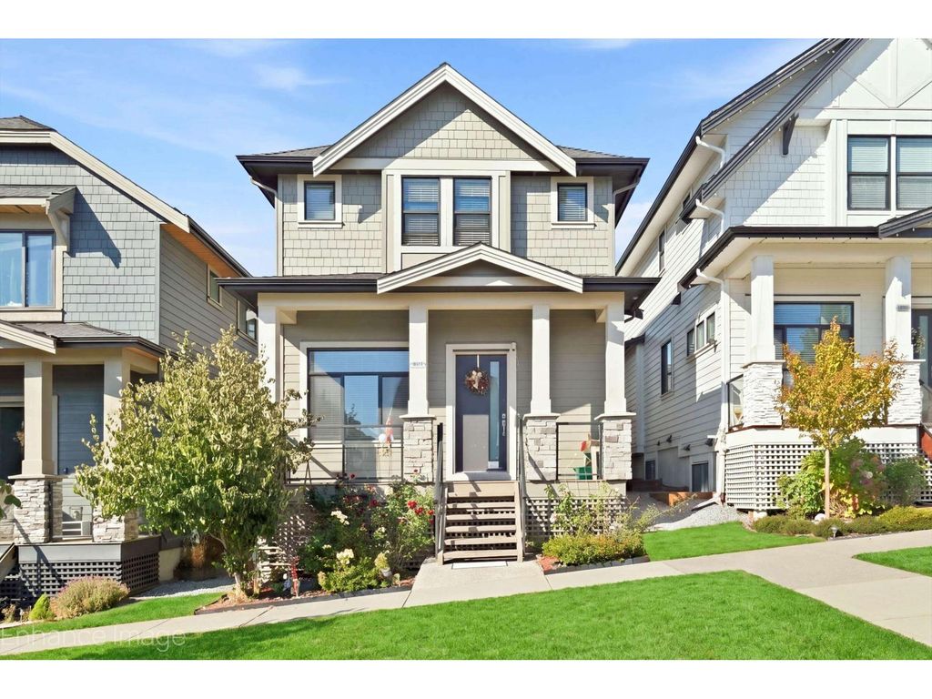 16475 21a Avenue, Surrey
