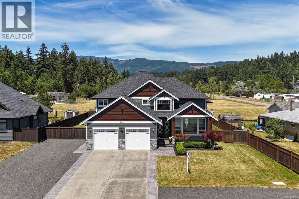5327 Otter Pl, Port Alberni