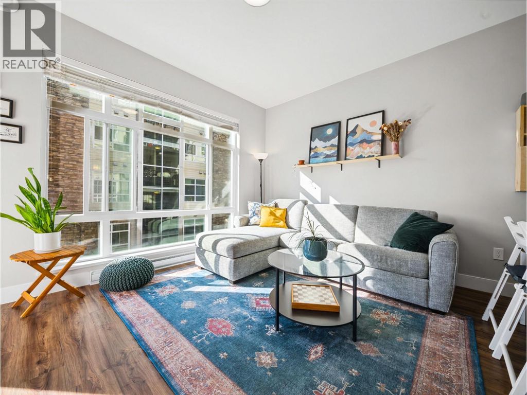 301 2465 Wilson Avenue, Port Coquitlam
