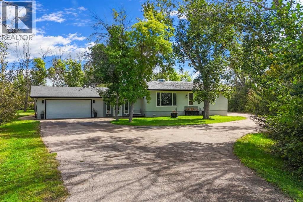3, 12303 Highway 41, Rural Cypress County