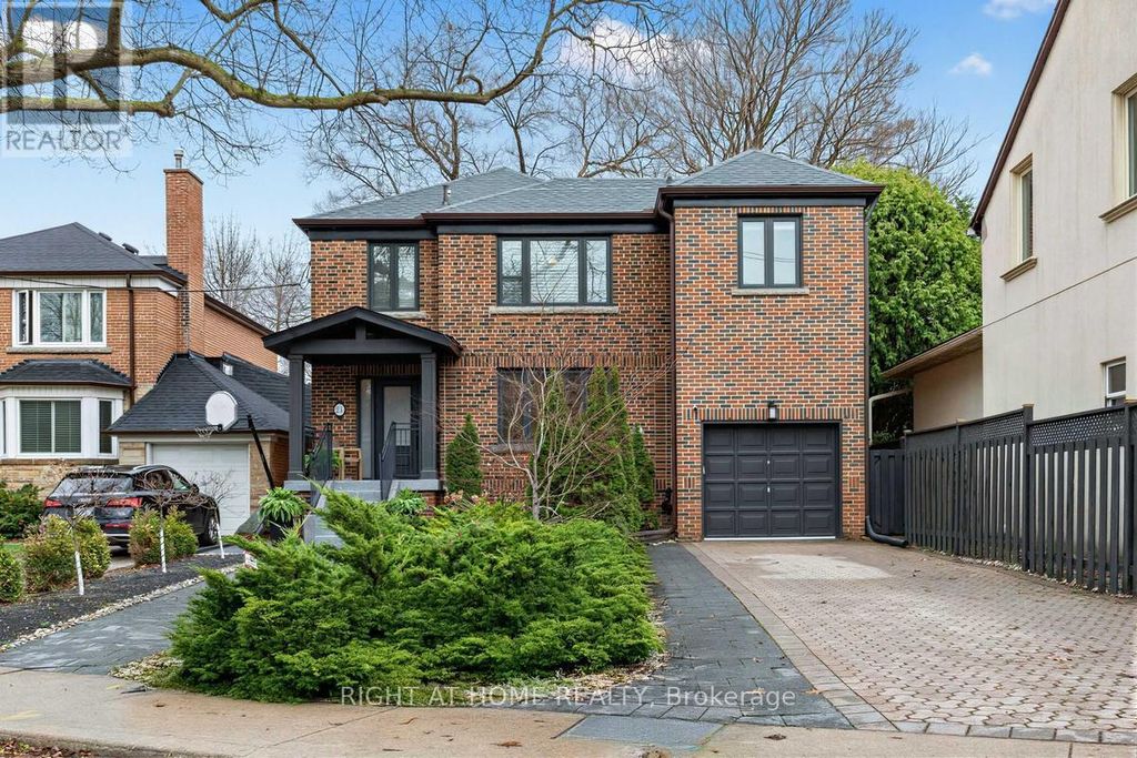 21 Austin Terrace, Toronto (casa Loma)