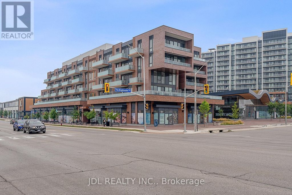 519 - 215 Lakeshore Road W, Mississauga (port Credit)