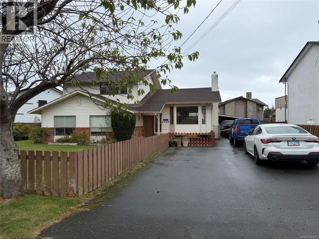 2680 Kingcome Pl, Port Mcneill