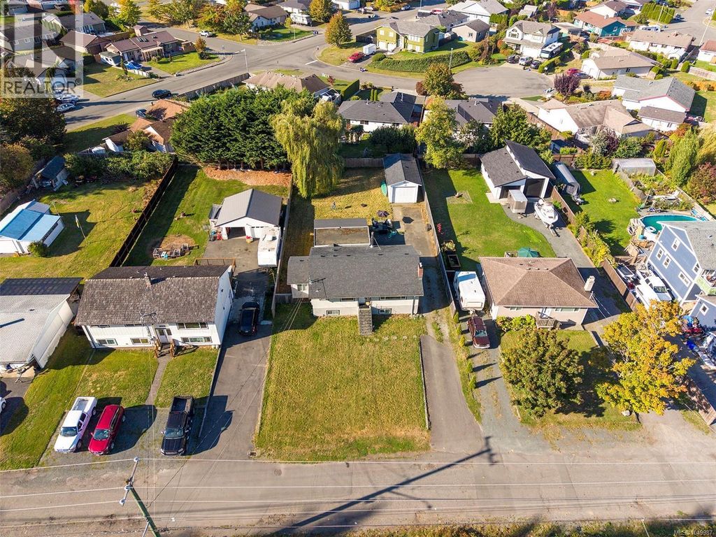 3648 Island Hwy S, Campbell River