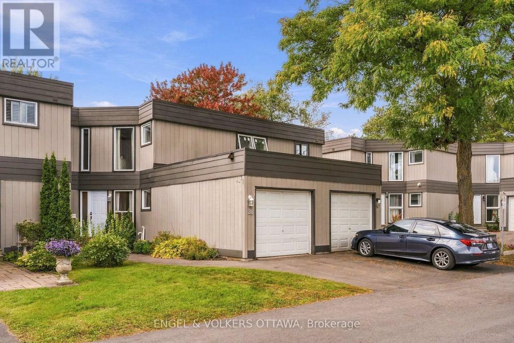 38 Compata Way, Ottawa