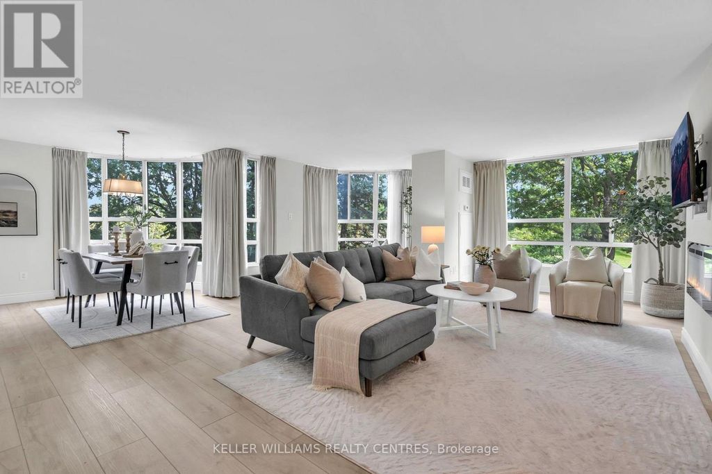 204 - 7905 Bayview Avenue, Markham (aileen-Willowbrook)
