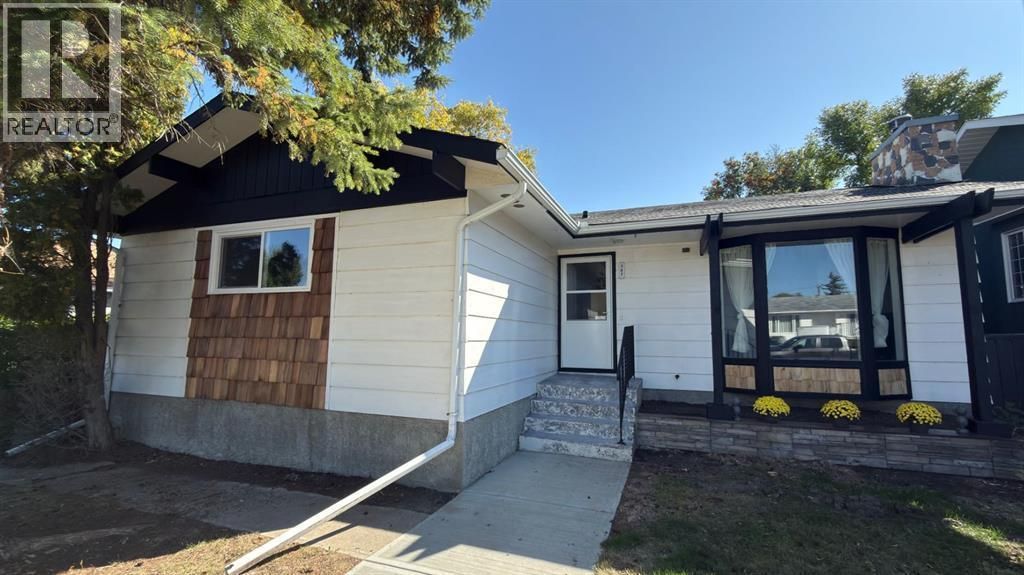 307 6 Avenue W, Hanna