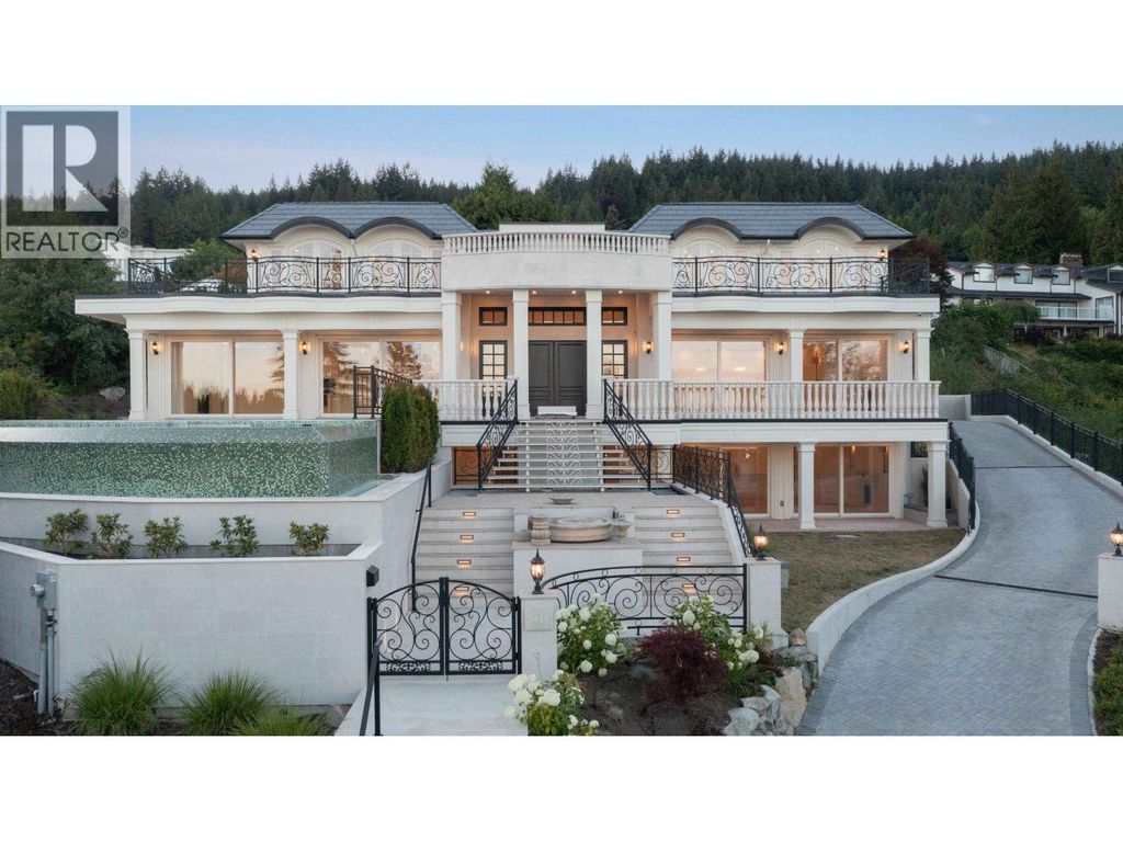1445 Sandhurst Place, West Vancouver