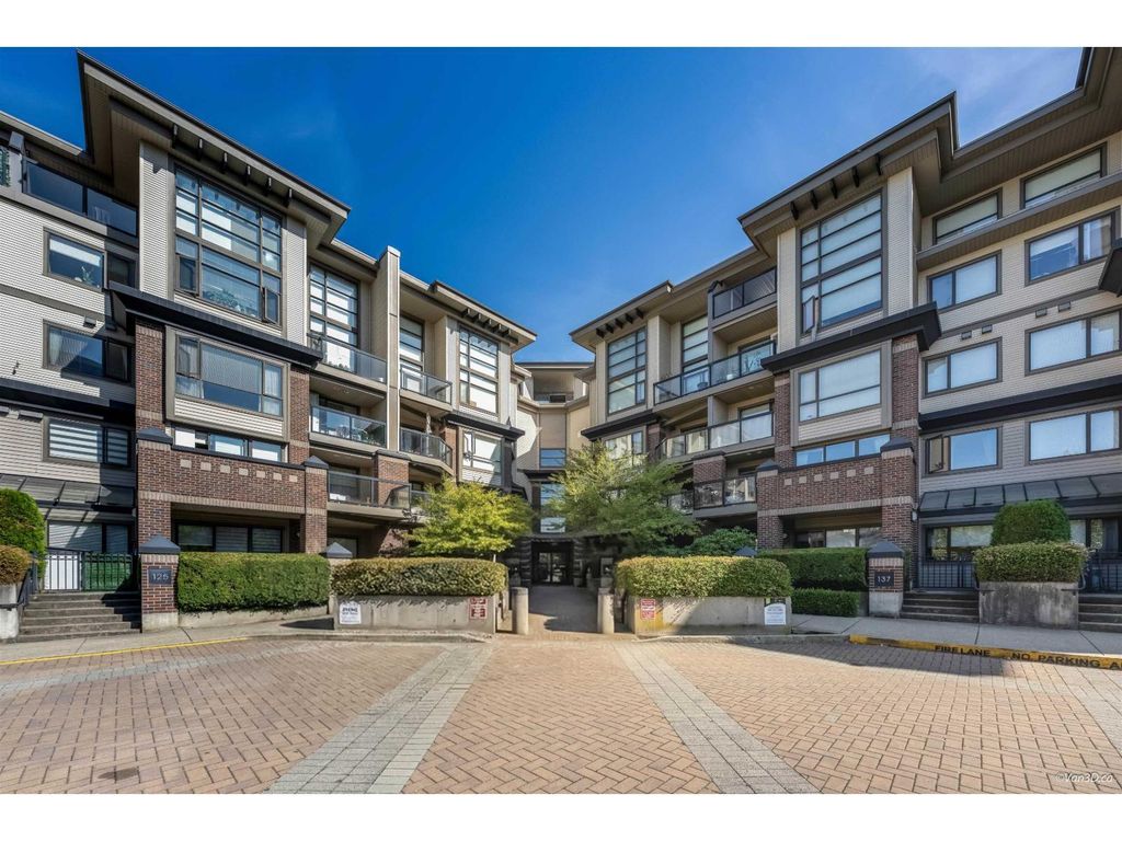 227 10838 City Parkway, Surrey