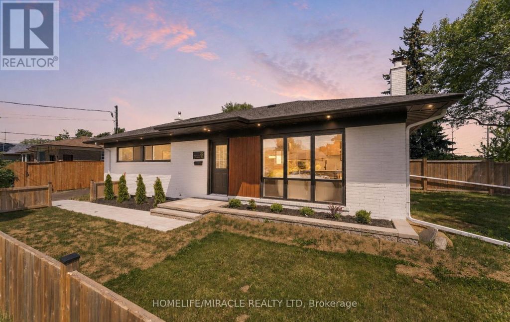 22 Arnprior Road, Toronto (bendale)