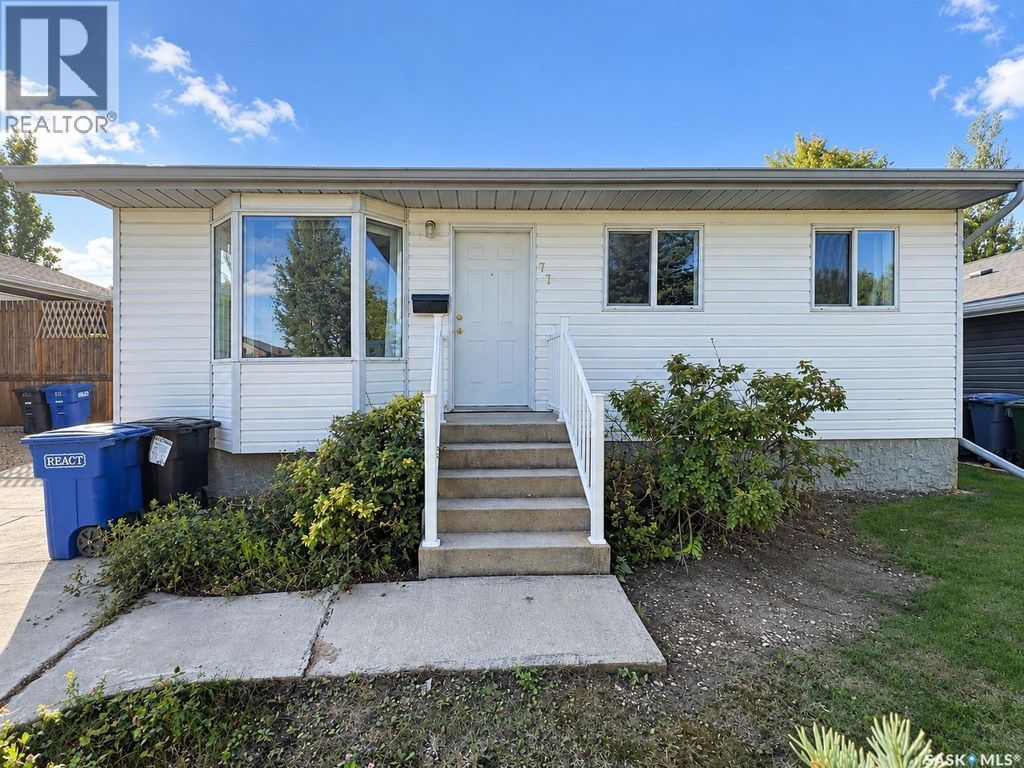 77 3rd Street, Humboldt