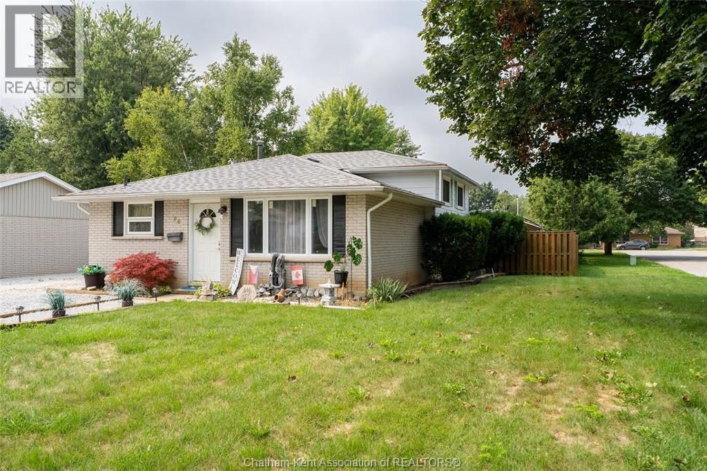 86 Marion Avenue, Chatham