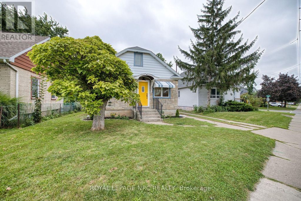 301 Carlton Street, St. Catharines (fairview)