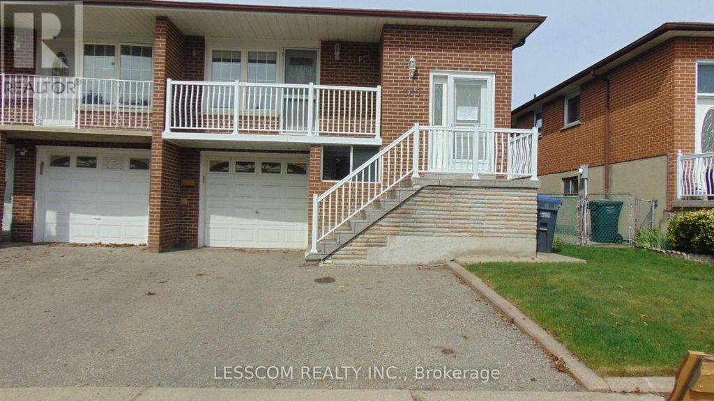 335 Royal Salisbury Way, Brampton (madoc)