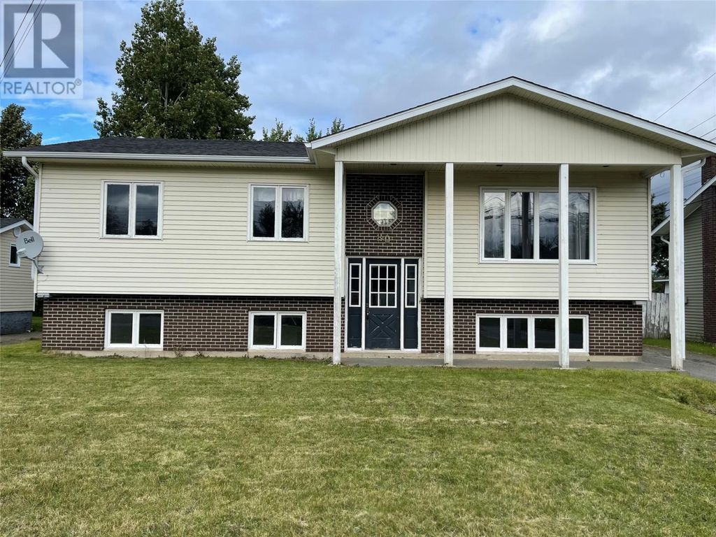 80 Second Avenue, Grand Falls-Windsor
