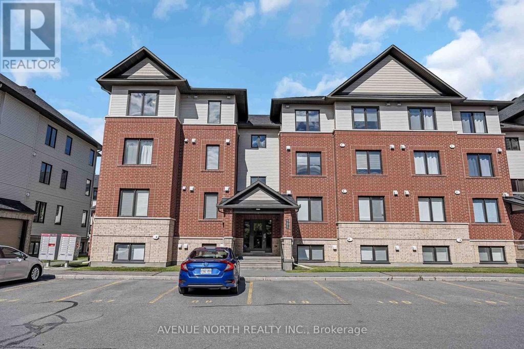 7 - 135 Bluestone Private, Ottawa