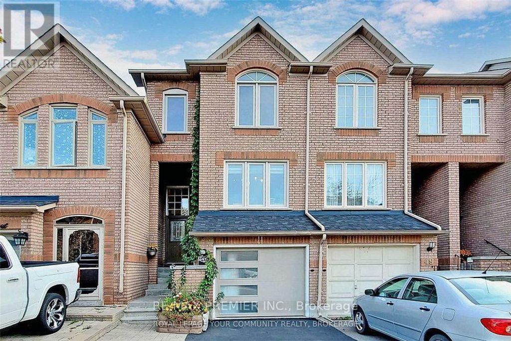 47 Tania Crescent, Vaughan (maple)