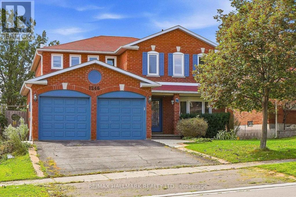 1246 Winterbourne Drive, Oakville (cv Clearview)