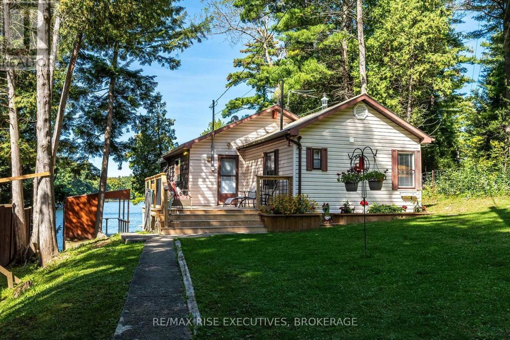 1123 Willys Lane, Frontenac (frontenac South)