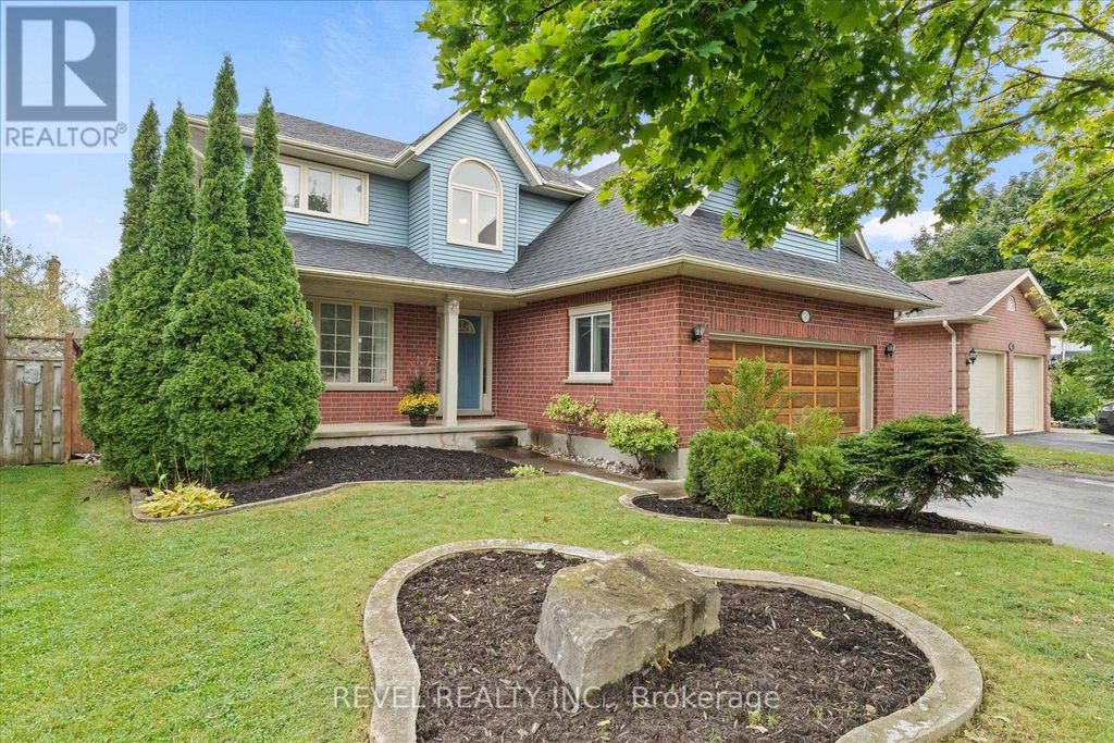 51 Napoleon Drive N, London East (east I)