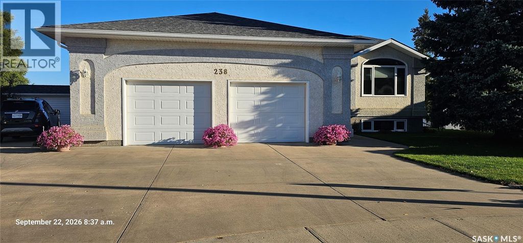 238 Mckay Court, Warman
