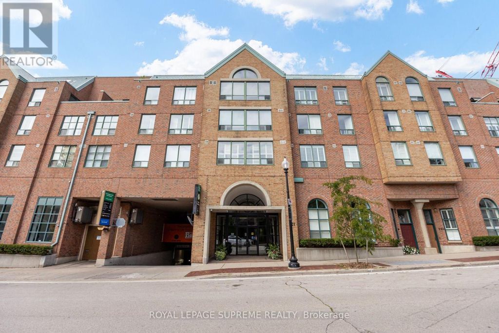 204 - 221 Robinson Street E, Oakville (oo Old Oakville)