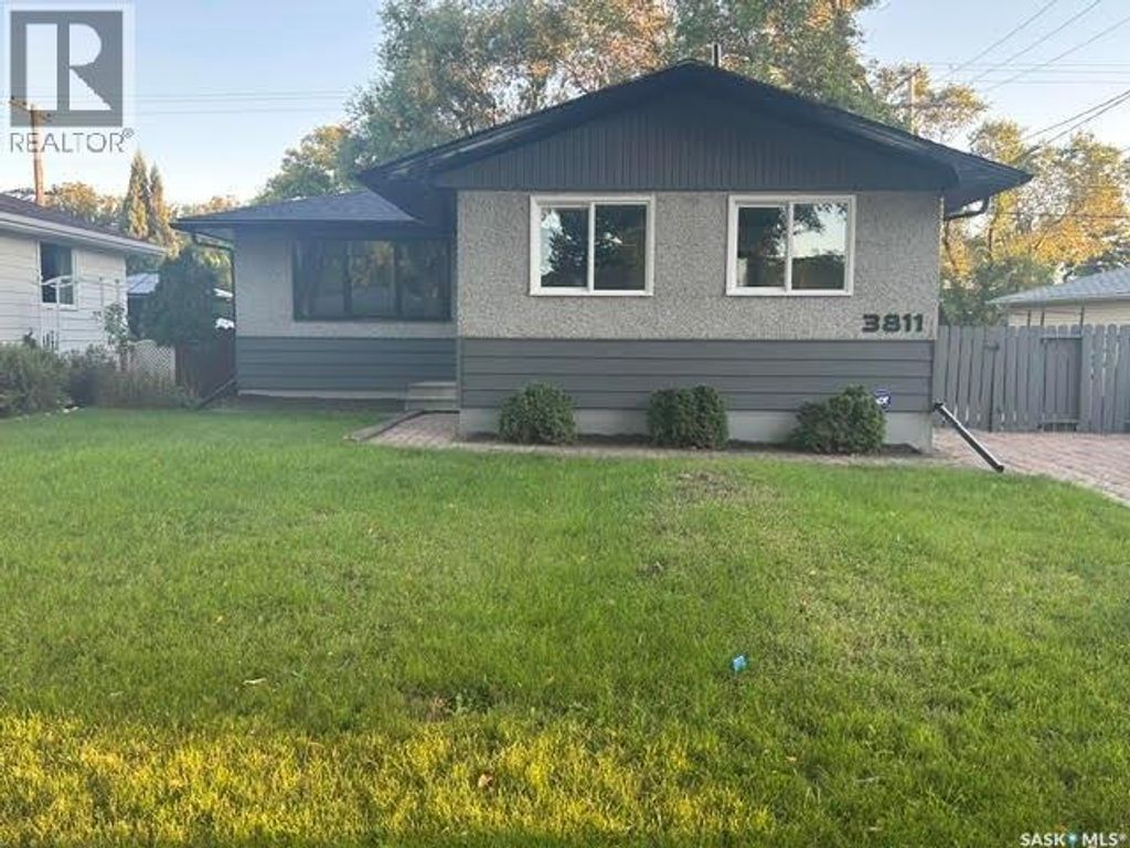 3811 Van Horne Avenue, Regina