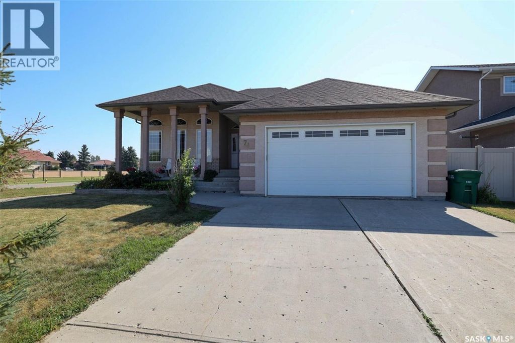 78 Woods Crescent, Edenwold Rm No.158