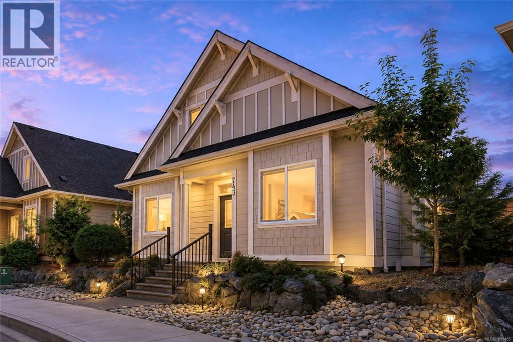 743 Briarwood Dr Sw, Parksville