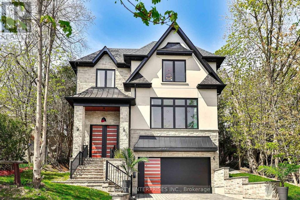 700 Hillcrest Road, Pickering (west Shore)
