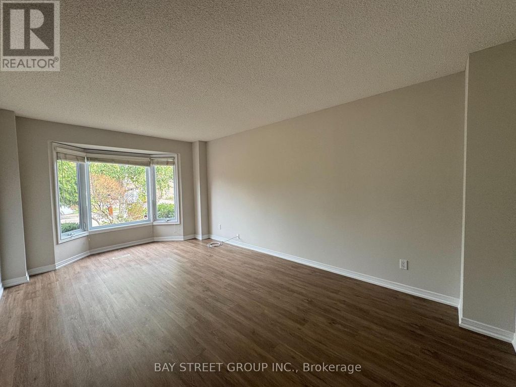 2034 Oxford Avenue, Oakville (ro River Oaks)