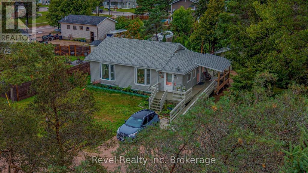 2 Lincoln Avenue, South River