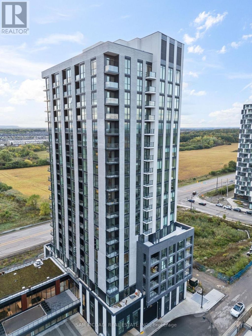1805 - 3079 Trafalgar Road, Oakville (jm Joshua Meadows)