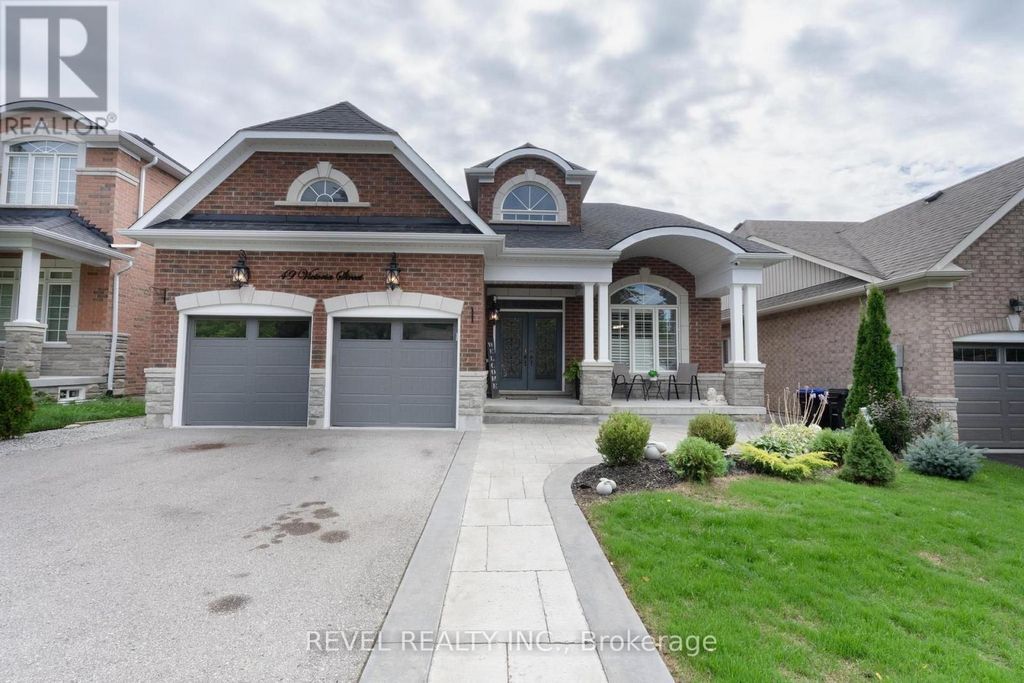 49 Victoria Street E, Innisfil (cookstown)