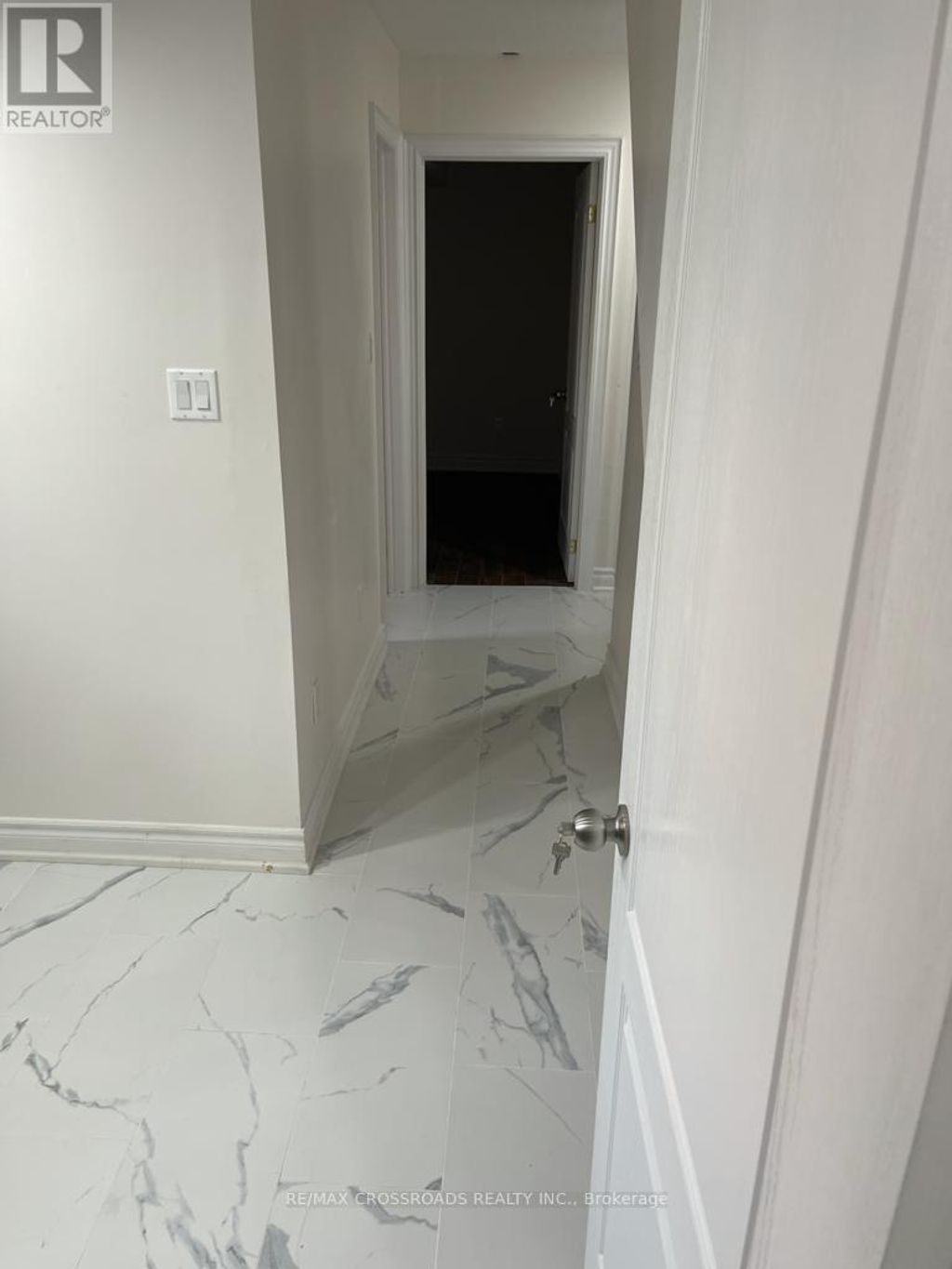 2 Pilkington Drive, Toronto (clairlea-Birchmount)