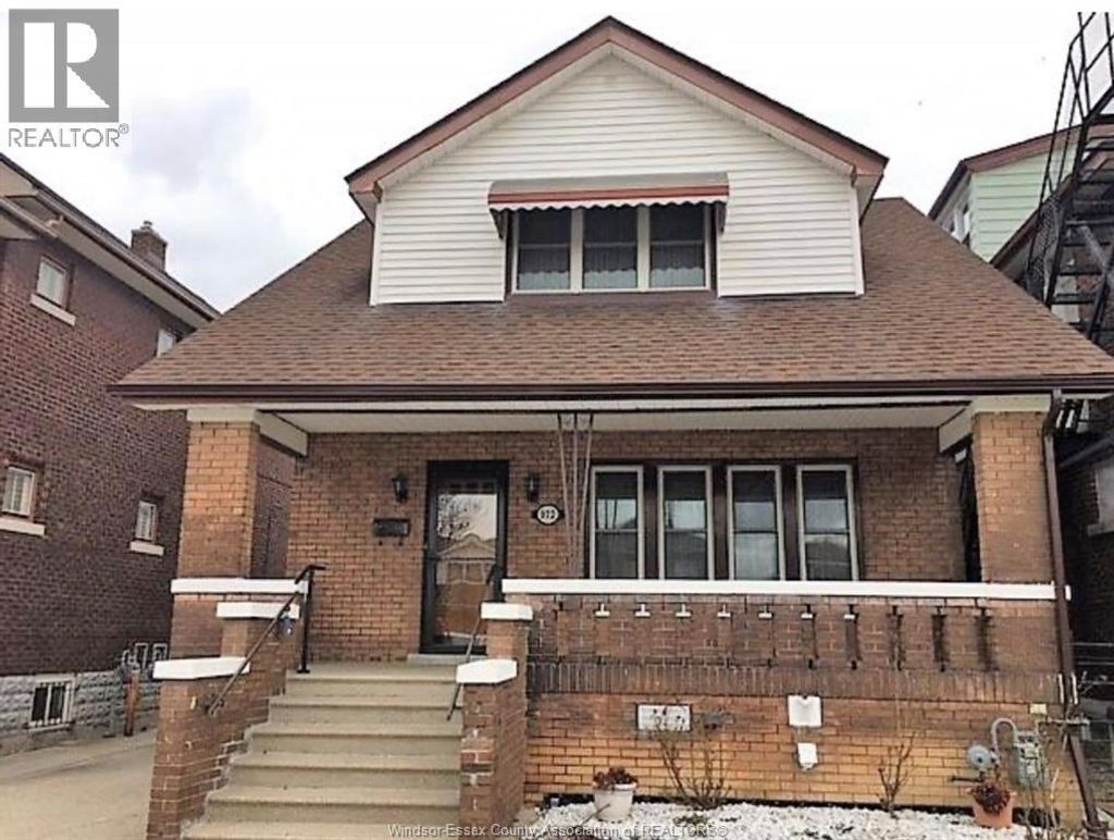 972 Parent, Windsor