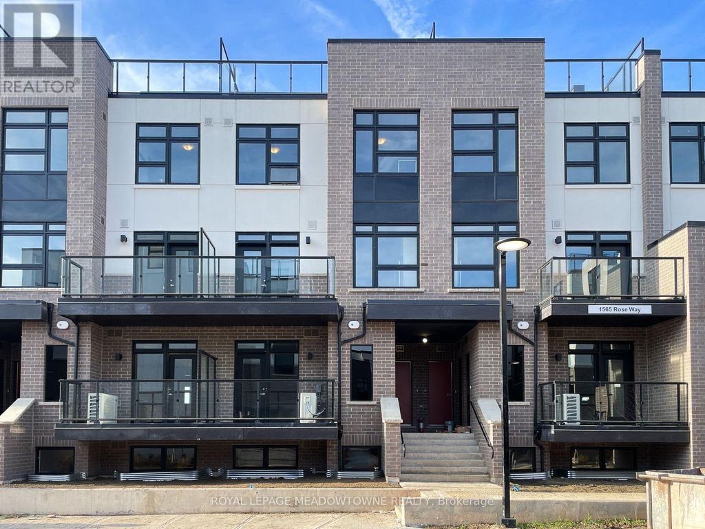 107 - 1565 Rose Way, Milton (cb Cobban)
